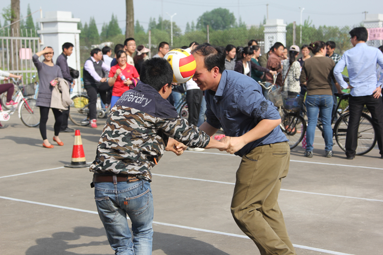 苏科农化员工积极参加院趣味运动会